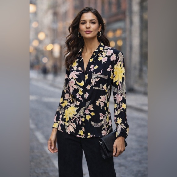 New! Diane Von Furstenberg Silk Floating Boquet Blouse S - Picture 2 of 6